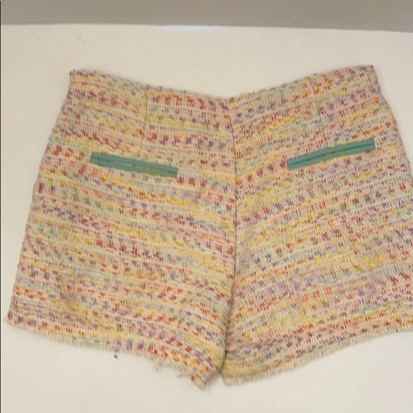 Very J knit shorts runs small. Size medium fits like a small retro look - Picture 4 of 5